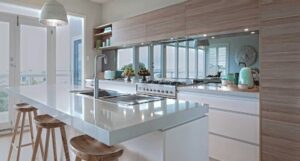 آیینه بین کابینتی