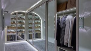 آیینه کاری در رختکن